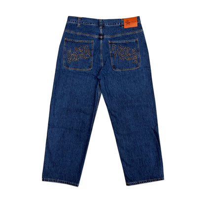 Script Jeans